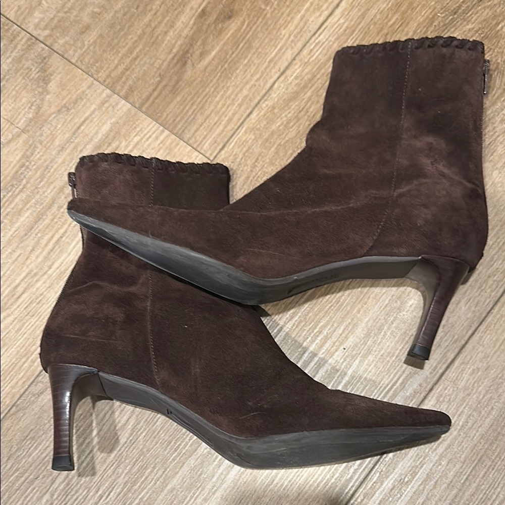 Elegant Suede Brown Women's Boots